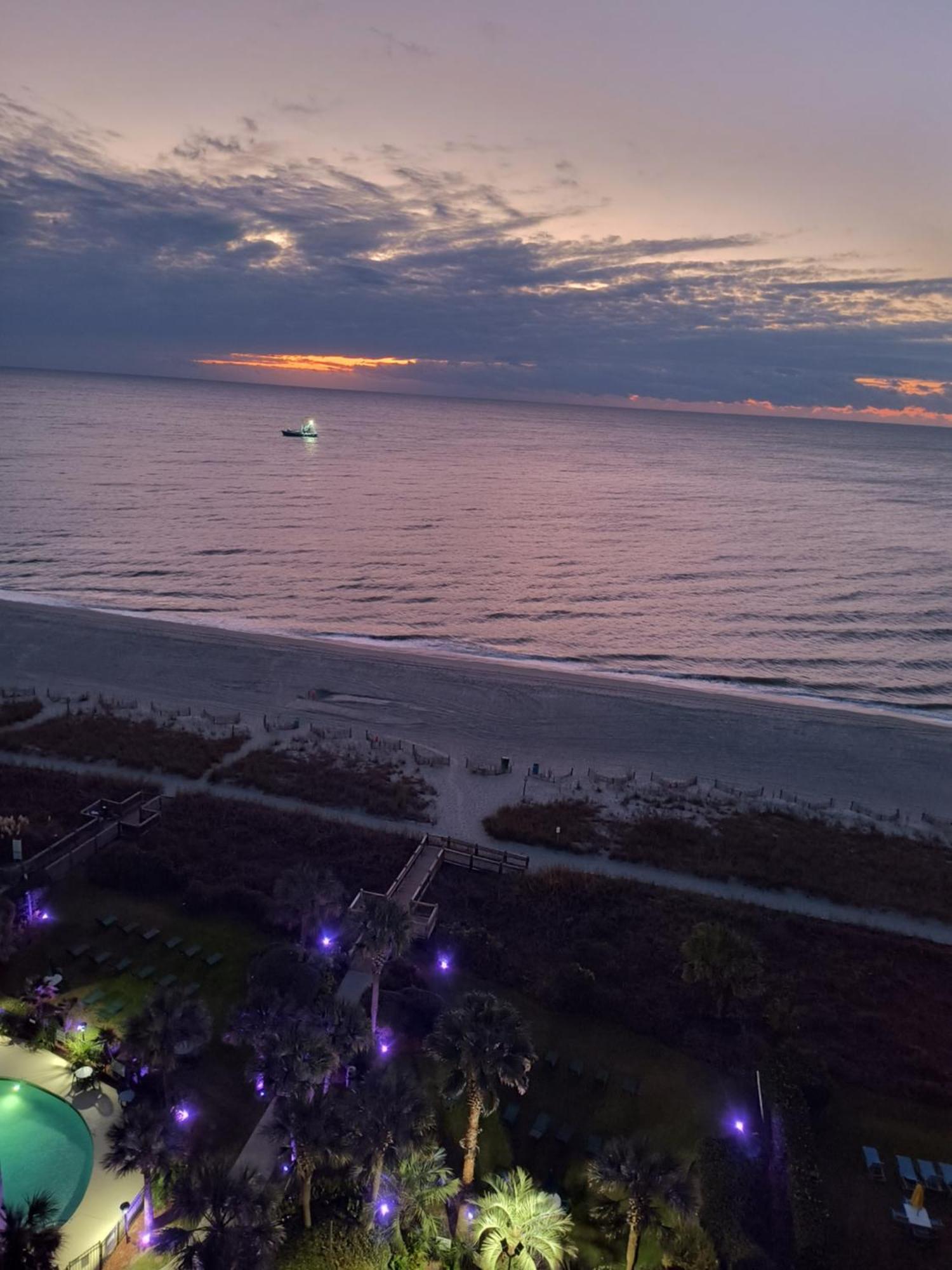 Ocean Front Bliss Newly Renovated 5 Star Aparthotel Myrtle Beach Exterior photo