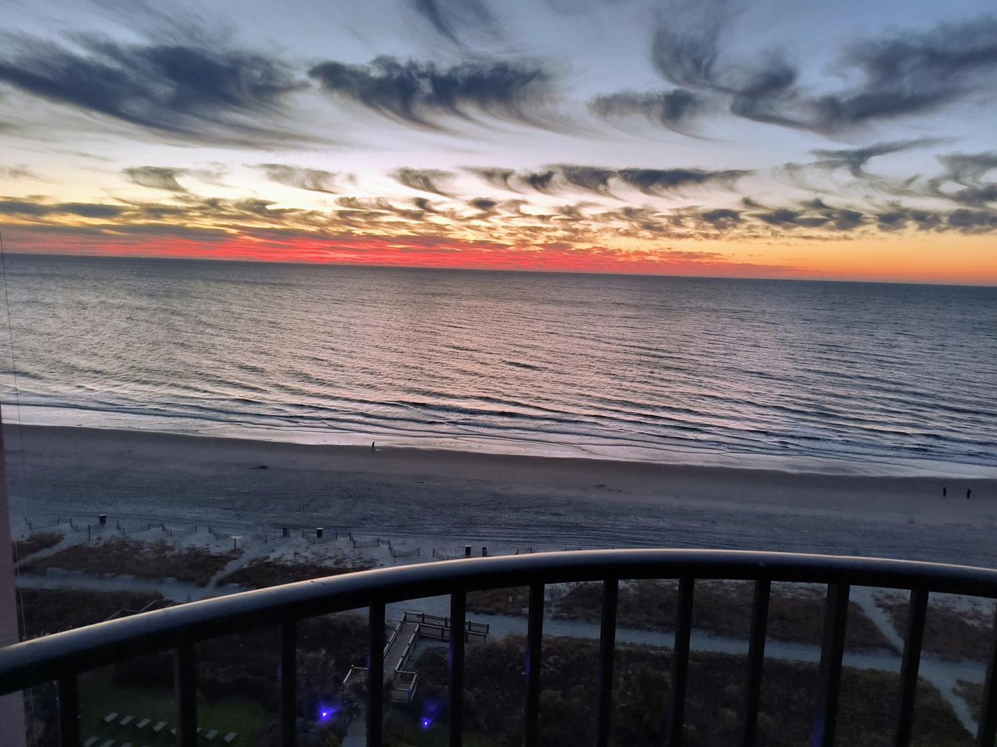 Ocean Front Bliss Newly Renovated 5 Star Aparthotel Myrtle Beach Exterior photo